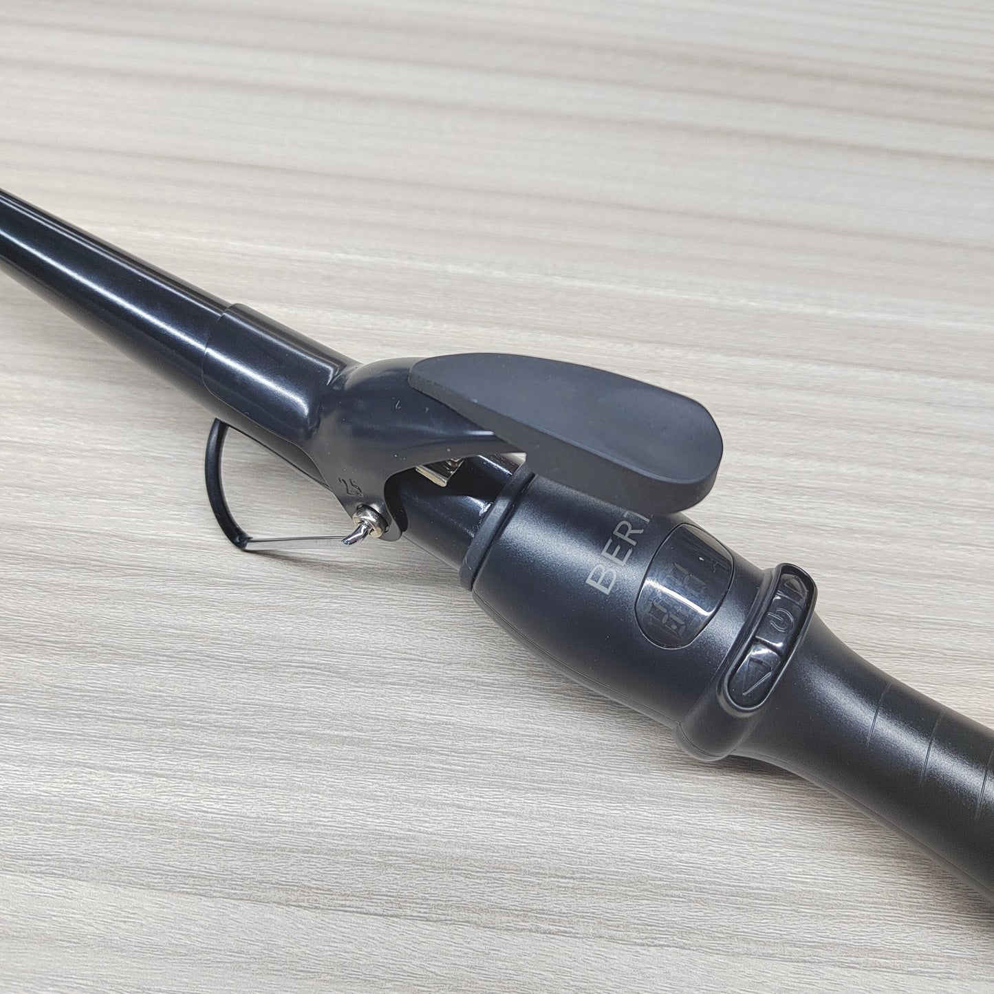 BERTA Curling Iron Wand Ceramic Coated and Adjustable Temp Setting Tapered Hair Curler,1/2-1 Inch Curling Wand for Fast Heating,Digital Display,Auto Shut Off, Black