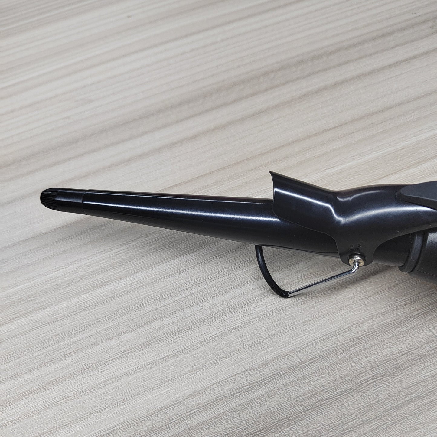 BERTA Curling Iron Wand Ceramic Coated and Adjustable Temp Setting Tapered Hair Curler,1/2-1 Inch Curling Wand for Fast Heating,Digital Display,Auto Shut Off, Black