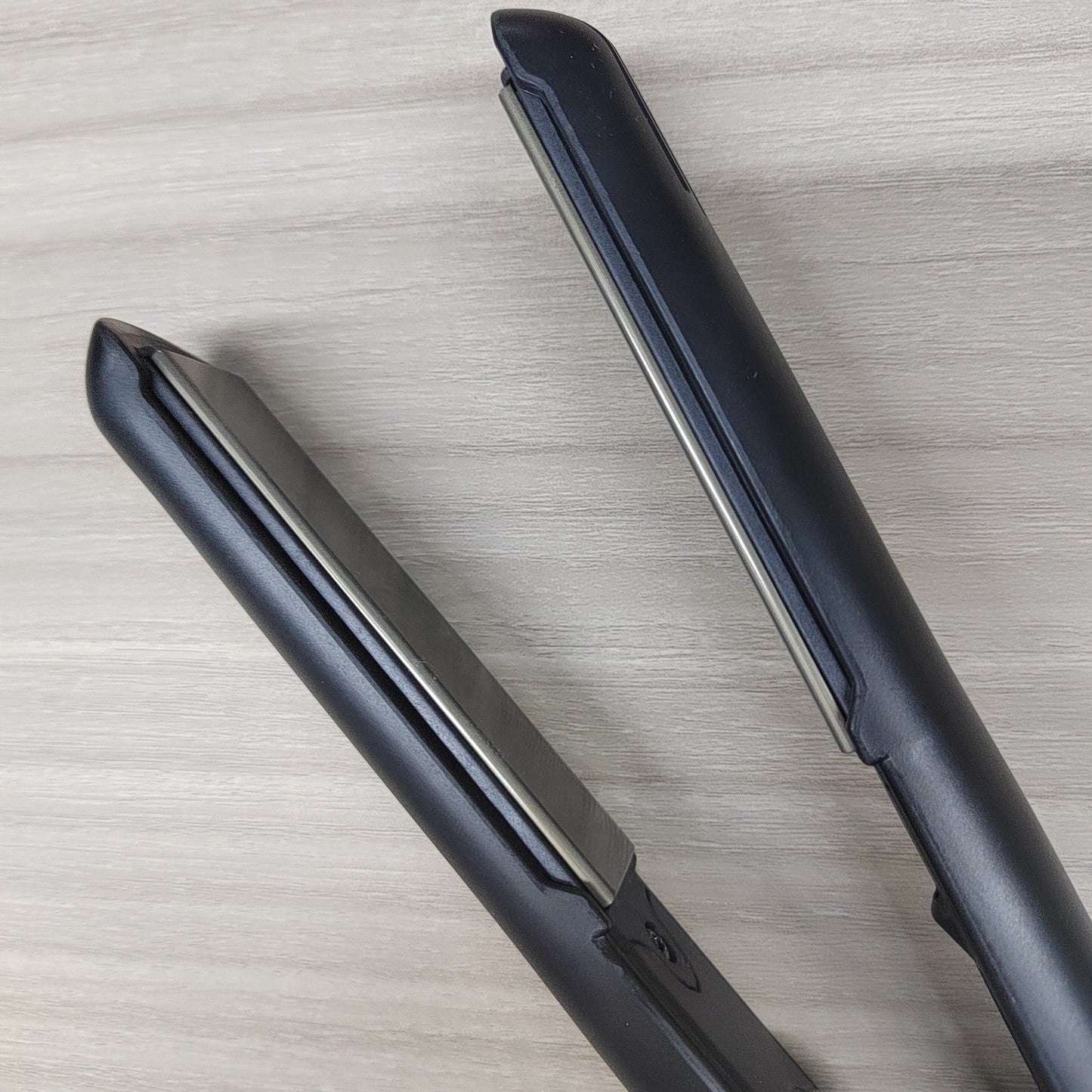 BERTA 1-Inch Professional Ceramic 3D Floating Flat Iron for Hair and 1 Inch Professional Hair Straightener Coated with PTC Fast Heater Constant Temp 410℉